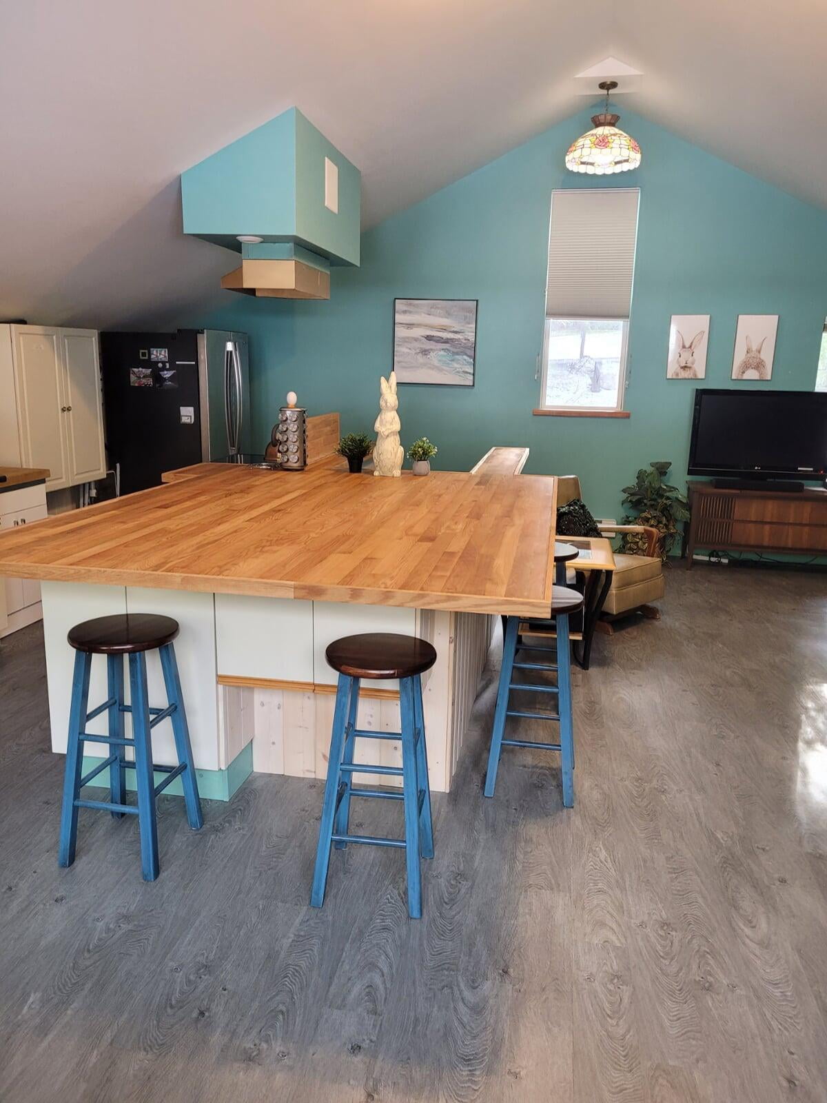 Upper floor living area