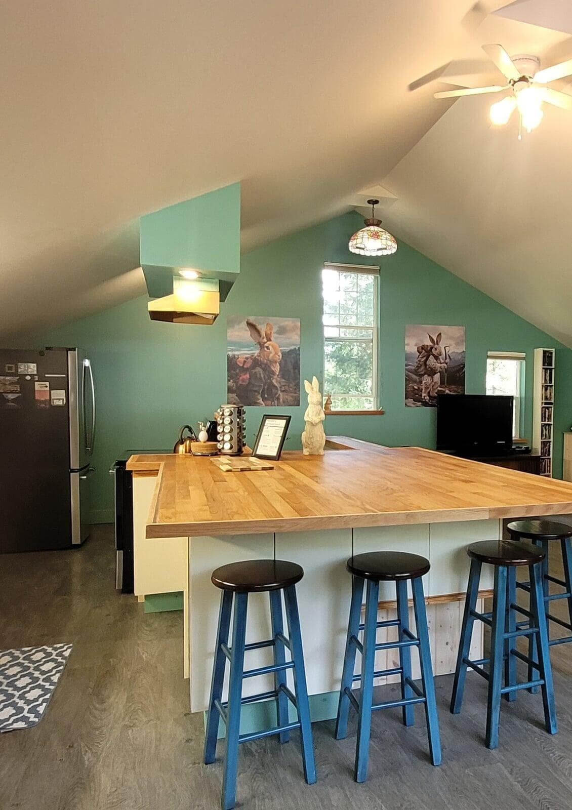 Upper floor living area