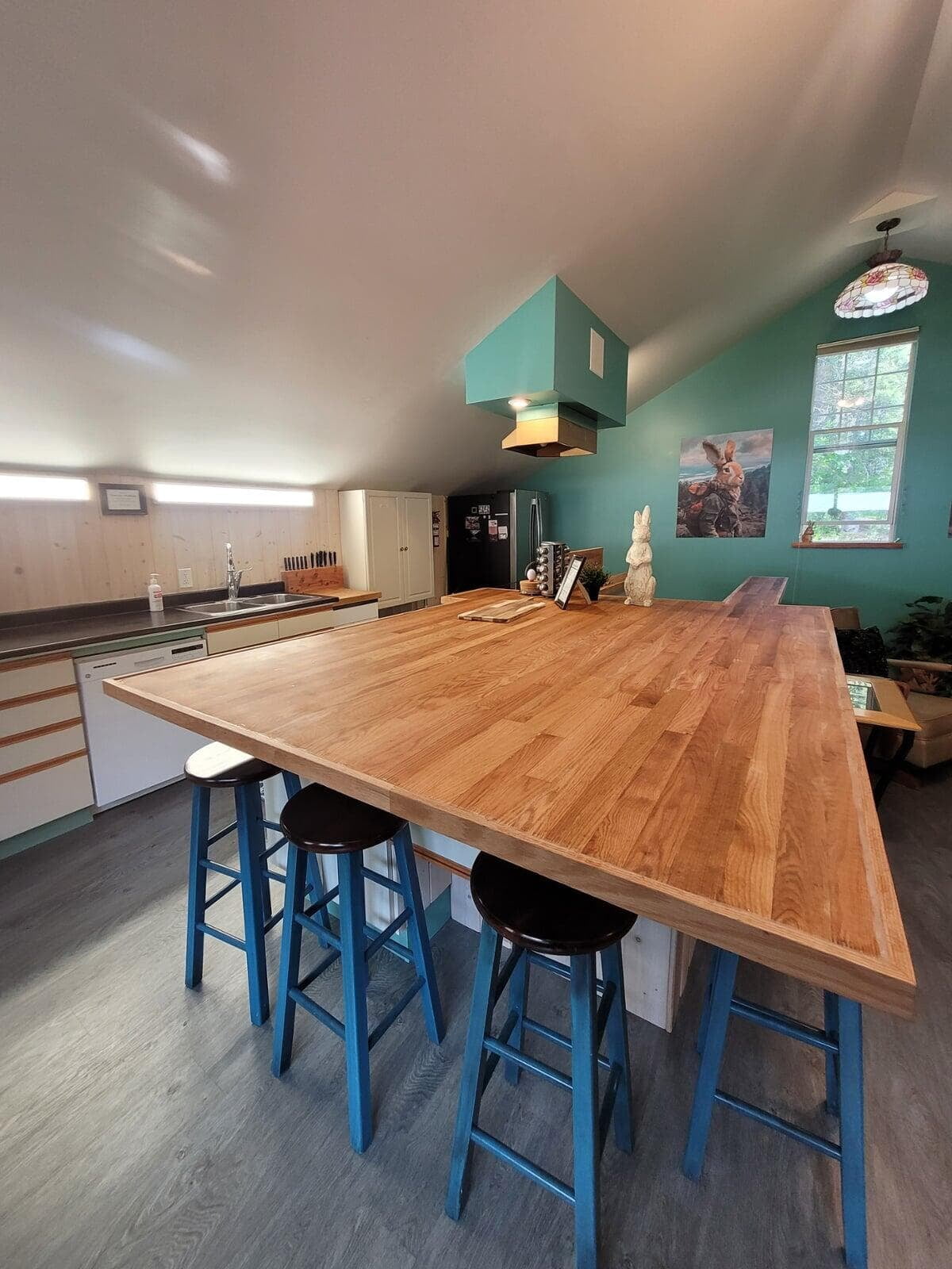 Upper floor living area